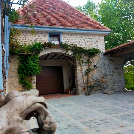 Entre Galets Apartment Sauveterre-de-Bearn Luaran gambar